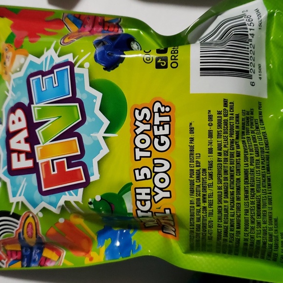 Lot of 6 Mystery Fab Five and Ryan's World Build It Minis (Red Titan/Gus/ Panda) - Picture 6 of 7